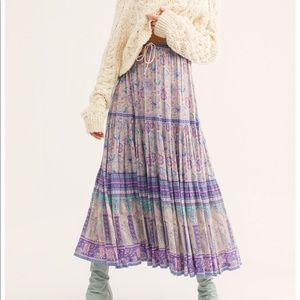 Spell and the gypsy skirt